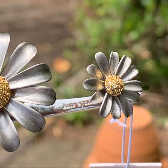 KATE SPADE Daisy Into the Bloom HINGED CUFF! Flower Mixed Metals Preppy Boho NWT - Picture 10 of 10